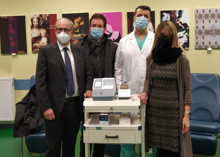 L’associazione diabetici ha donato un analizzatore al reparto di Pediatria